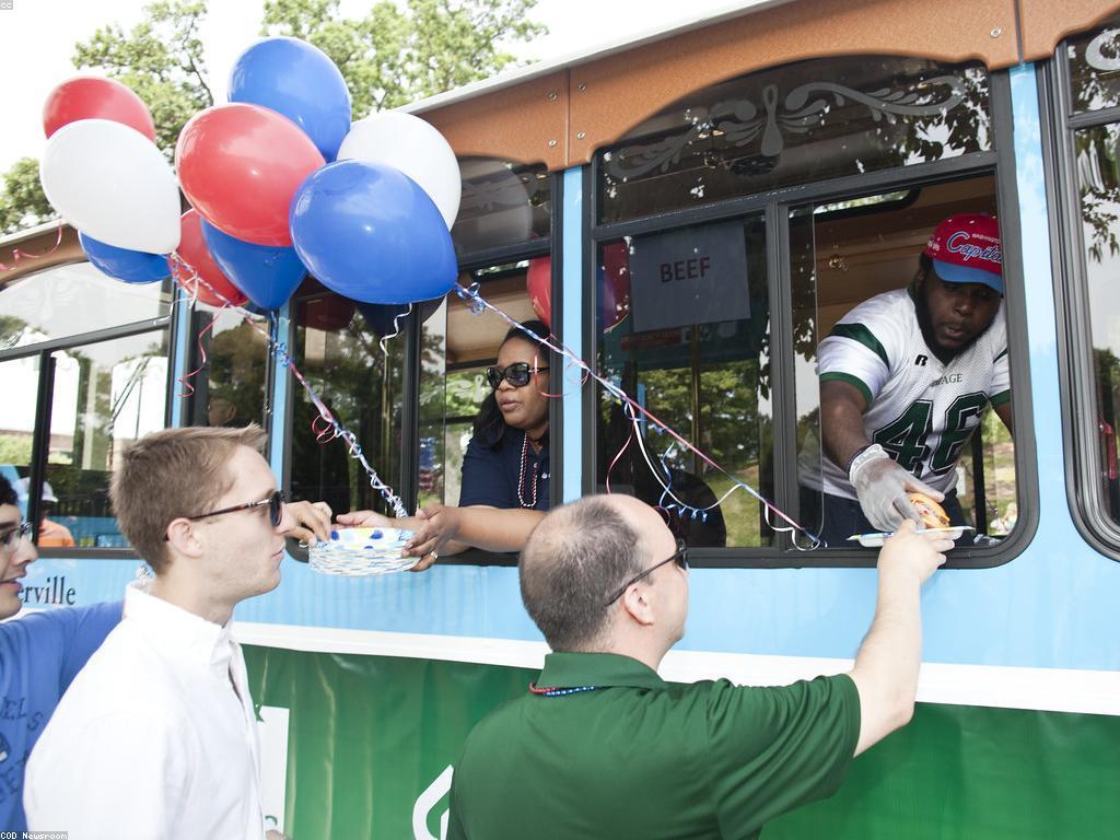 សារៈសំខាន់នៃវិទ្យុបាល់ឡាយក្នុងការផ្សាយពីកីឡា