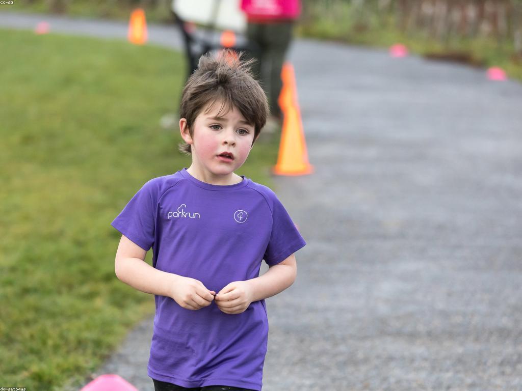 វិទ្យុបាល់ឡាយនិងការចូលរួមរបស់សហគមន៍